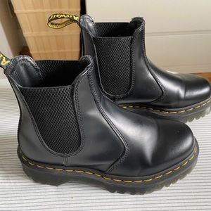 Doc Martens 2976 Bex Smooth Leather Chelsea